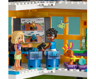 LEGO Friends 41748 Dom kultury w Heartlake - 1141570 - zdjęcie 8
